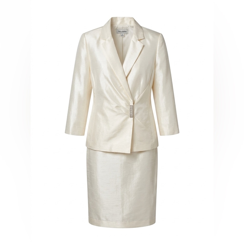 Nicole Off White Women’s Suit with Subtle Sheen Size 14 - Picture 2 of 12